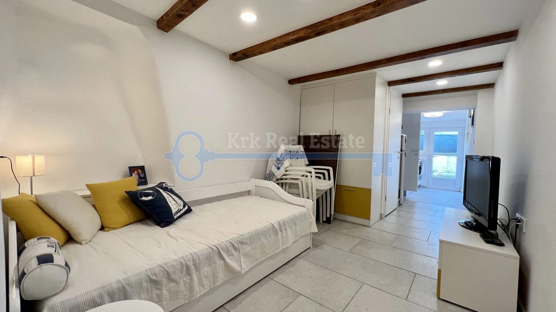 Otok Krk - Punat - Renovirana Kuća U Staroj Jezgri S Dva Apartmana I Vrtom