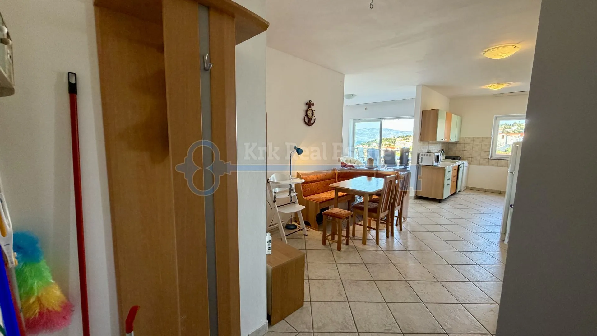 vrbnik - apartman sa pogledom na more - slika 2