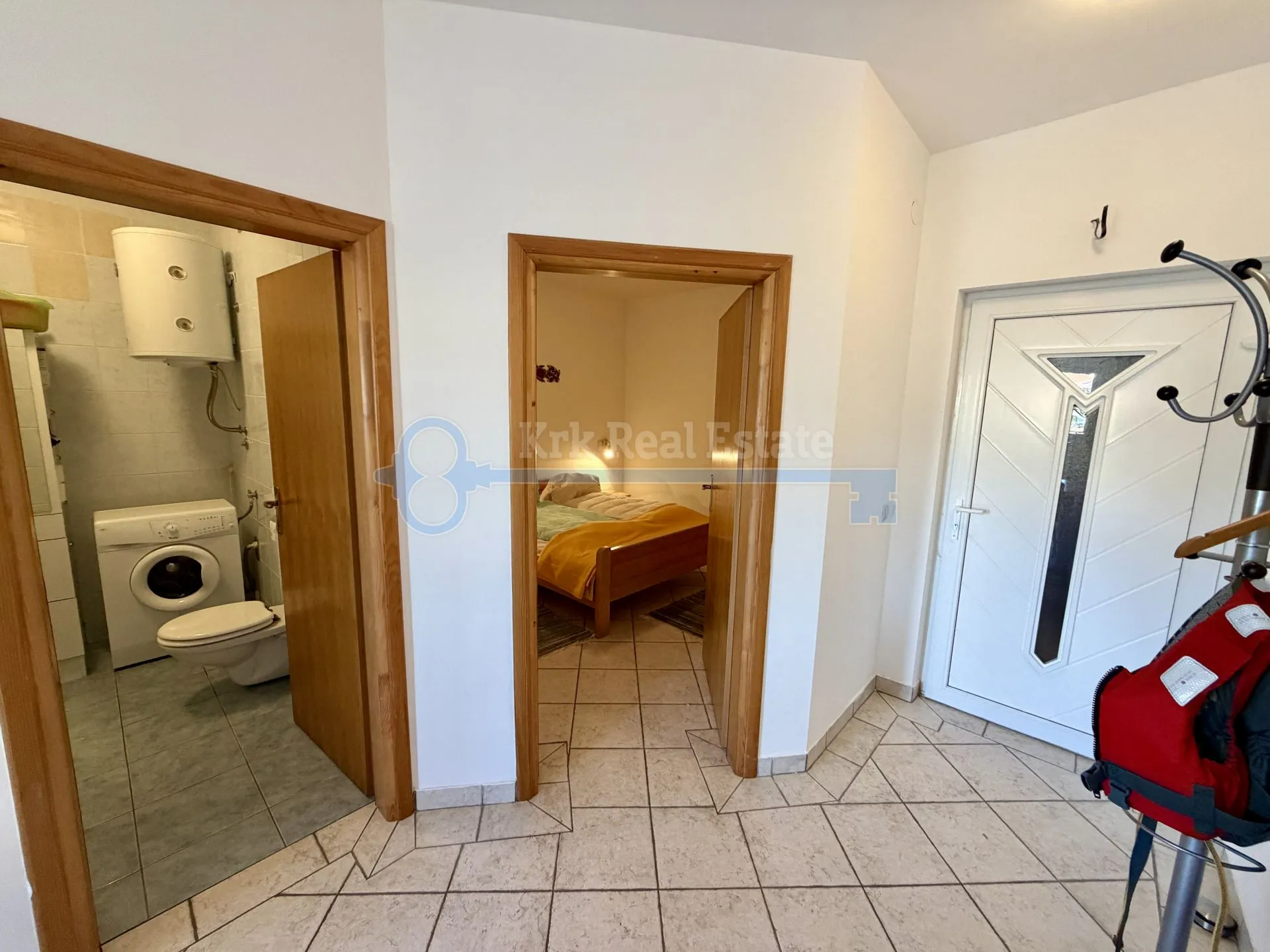 vrbnik - apartman s pogledom na more - slika 3