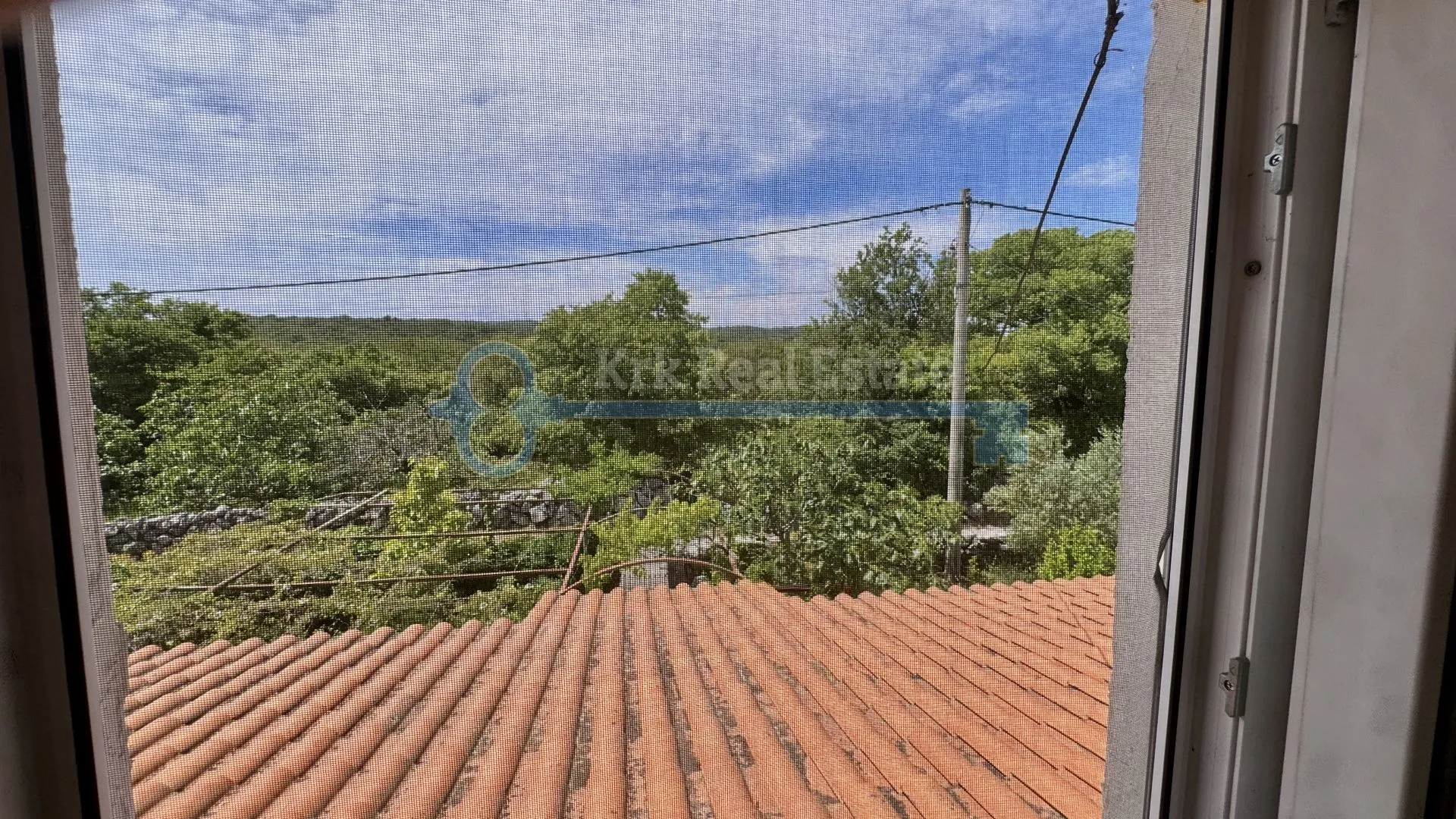 gostinjac - samostojeća kuća sa dvije stambene jedinice - slika 39