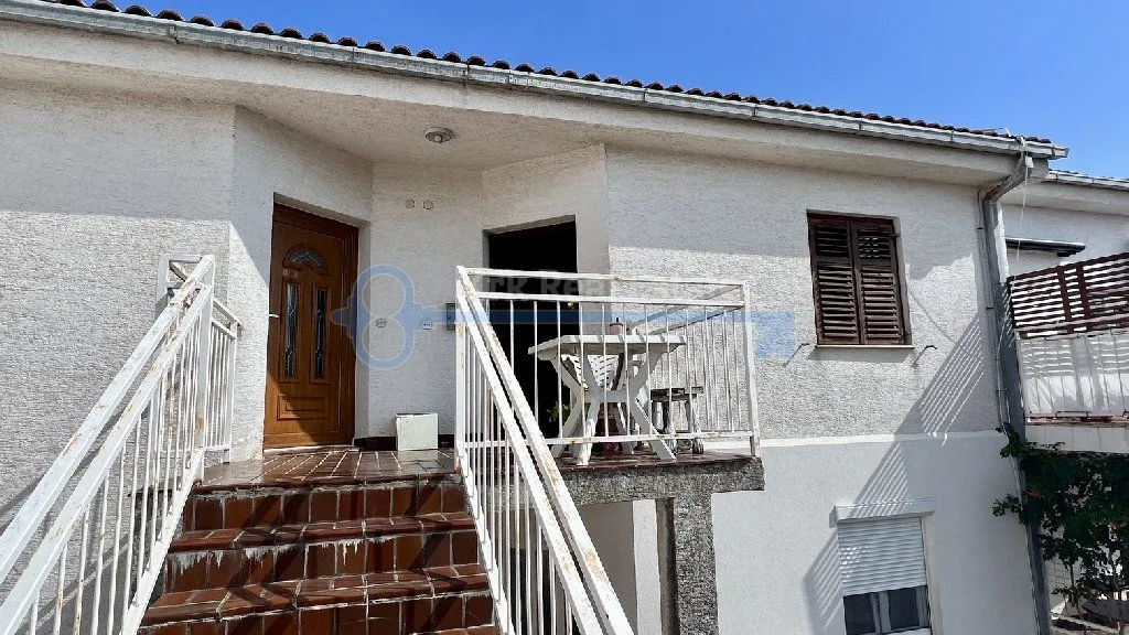 krk-apartman sa otvorenim pogledom na more - slika 2
