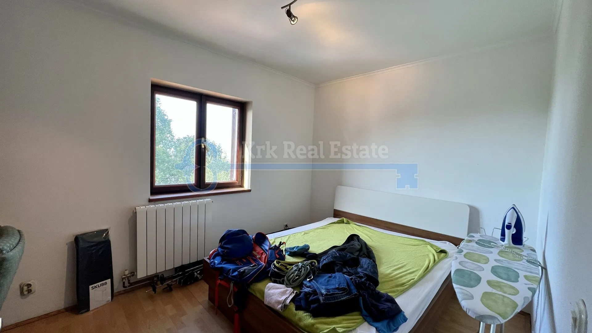 njivice - kuća sa tri apartmana i velikom okućnicom - slika 12