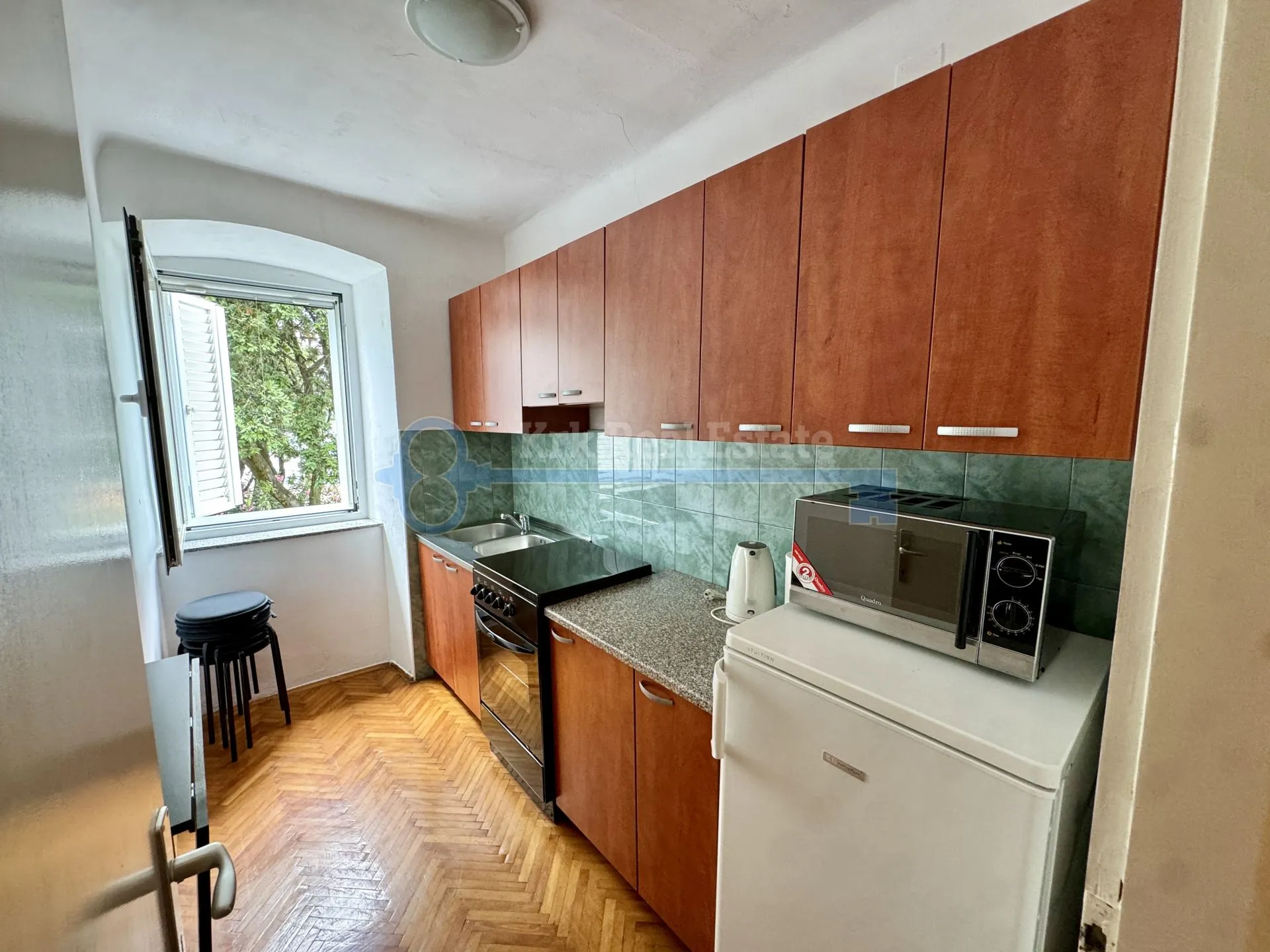 punat-kuća prvi red do mora - slika 14