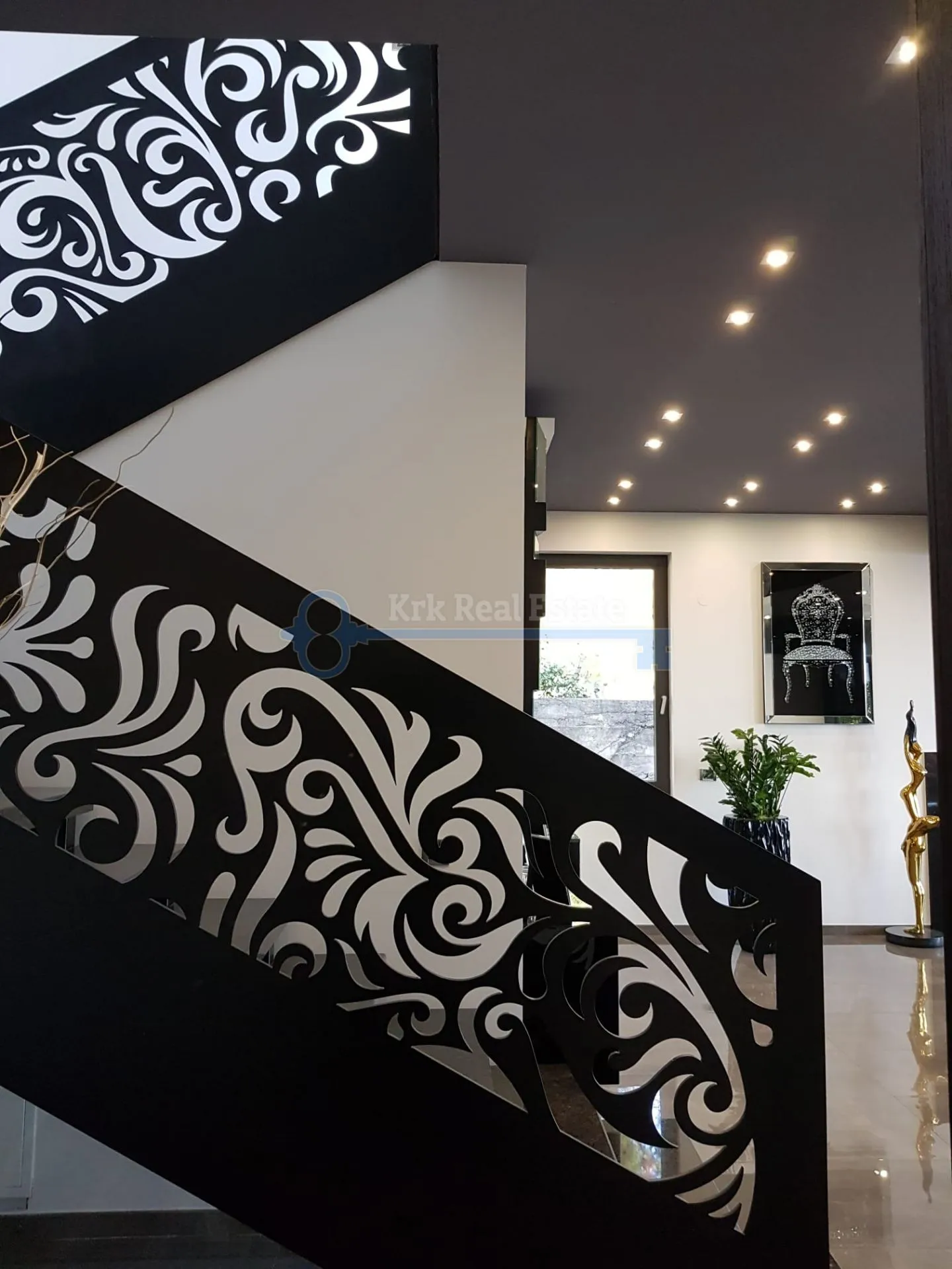 opatija - samostojeća villa s bazenom - slika 10