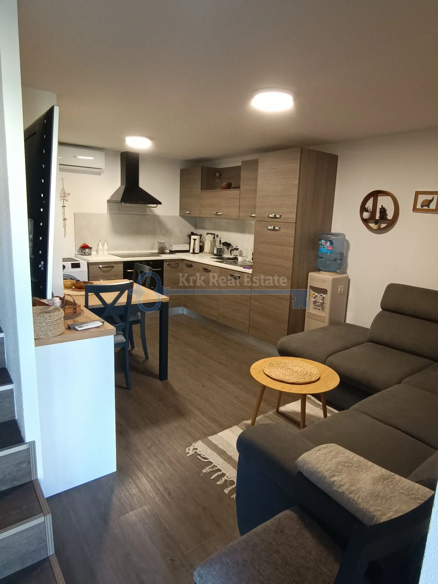 punat - dvoetažni apartman s terasom - slika 2