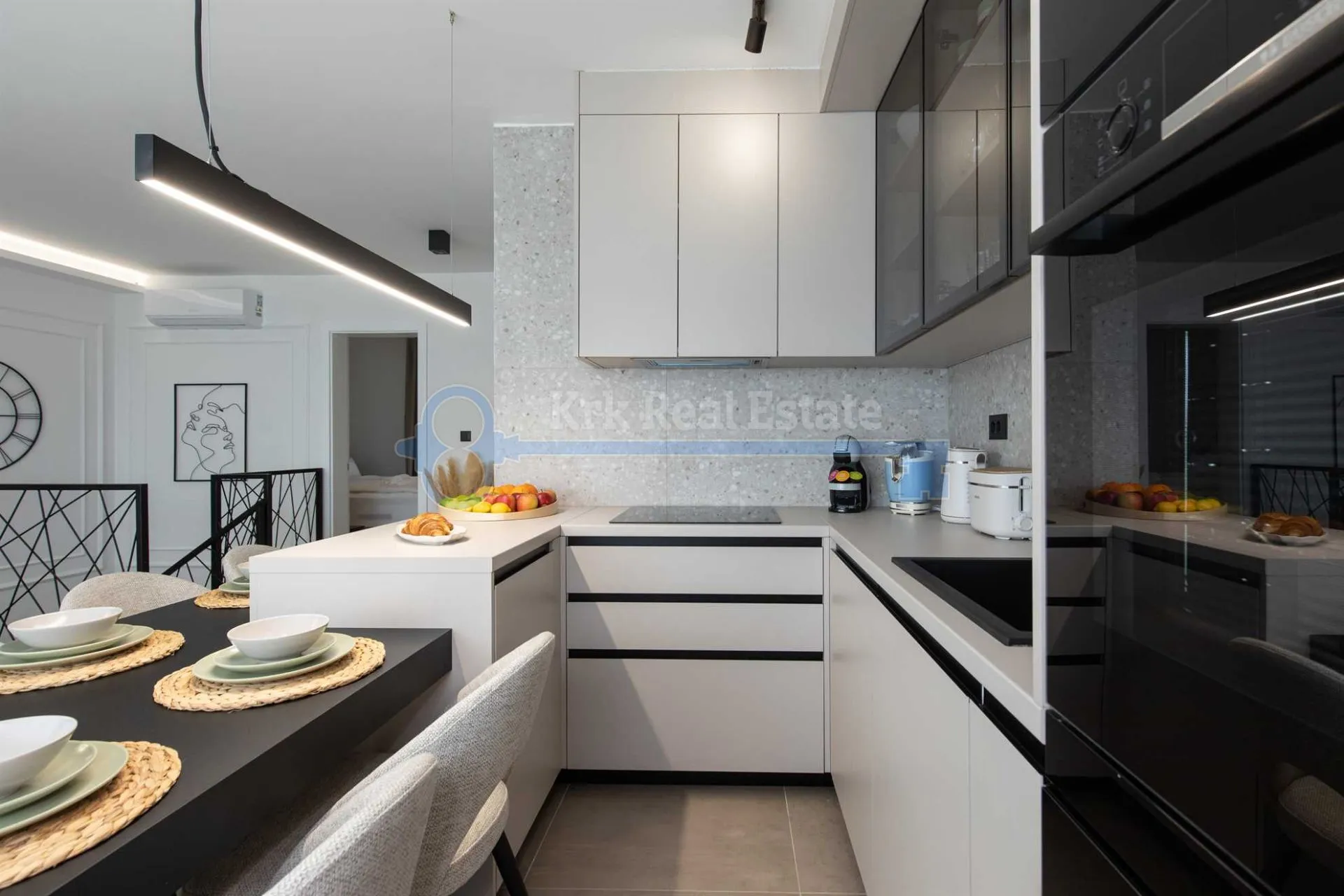 krk - luksuzni apartman sa bazenom - slika 7