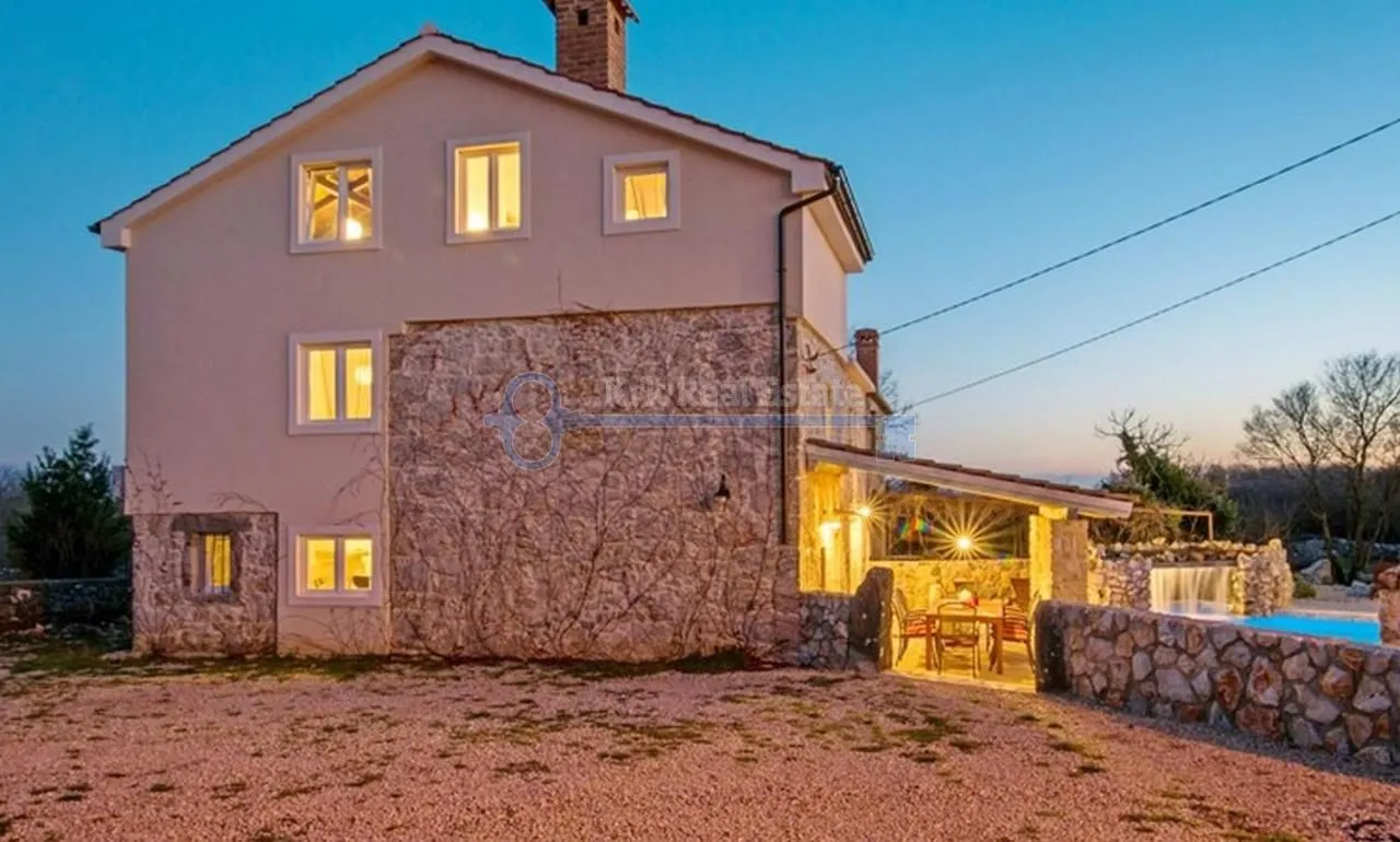 otok krk - garica - renovirana kamena kuća sa bazenom - slika 21