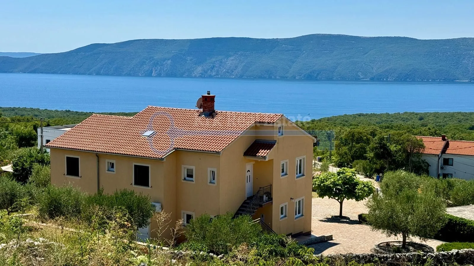 linardići- građevinsko zemljište s pogledom na more - slika 2