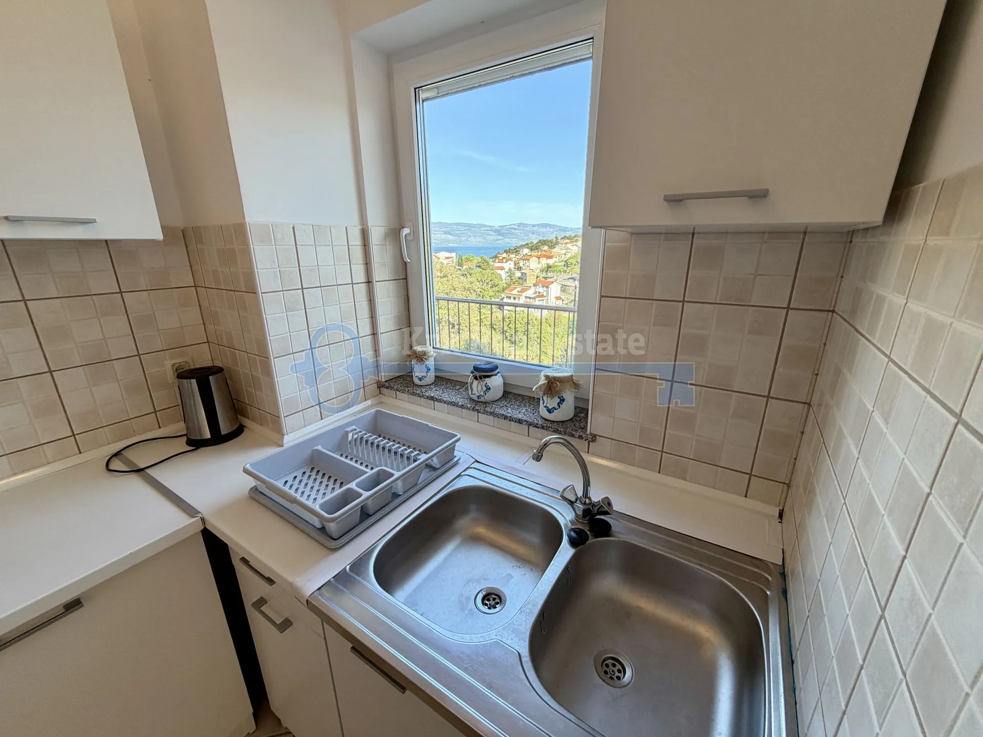 vrbnik - apartman s pogledom na more - slika 10