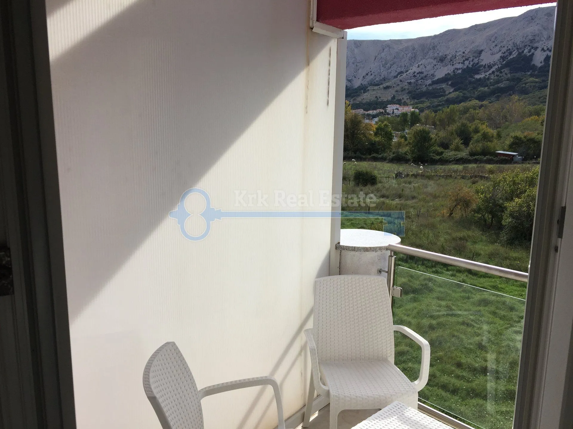 baška - dvoetažni apartman u villi blizu plaže - slika 19