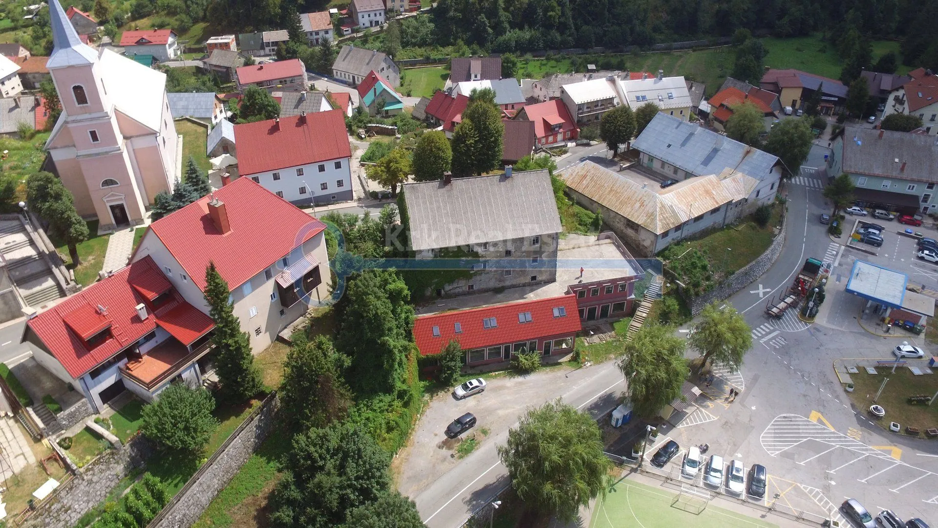 Fužine - Caffe Bar S Galerijom I Terasom