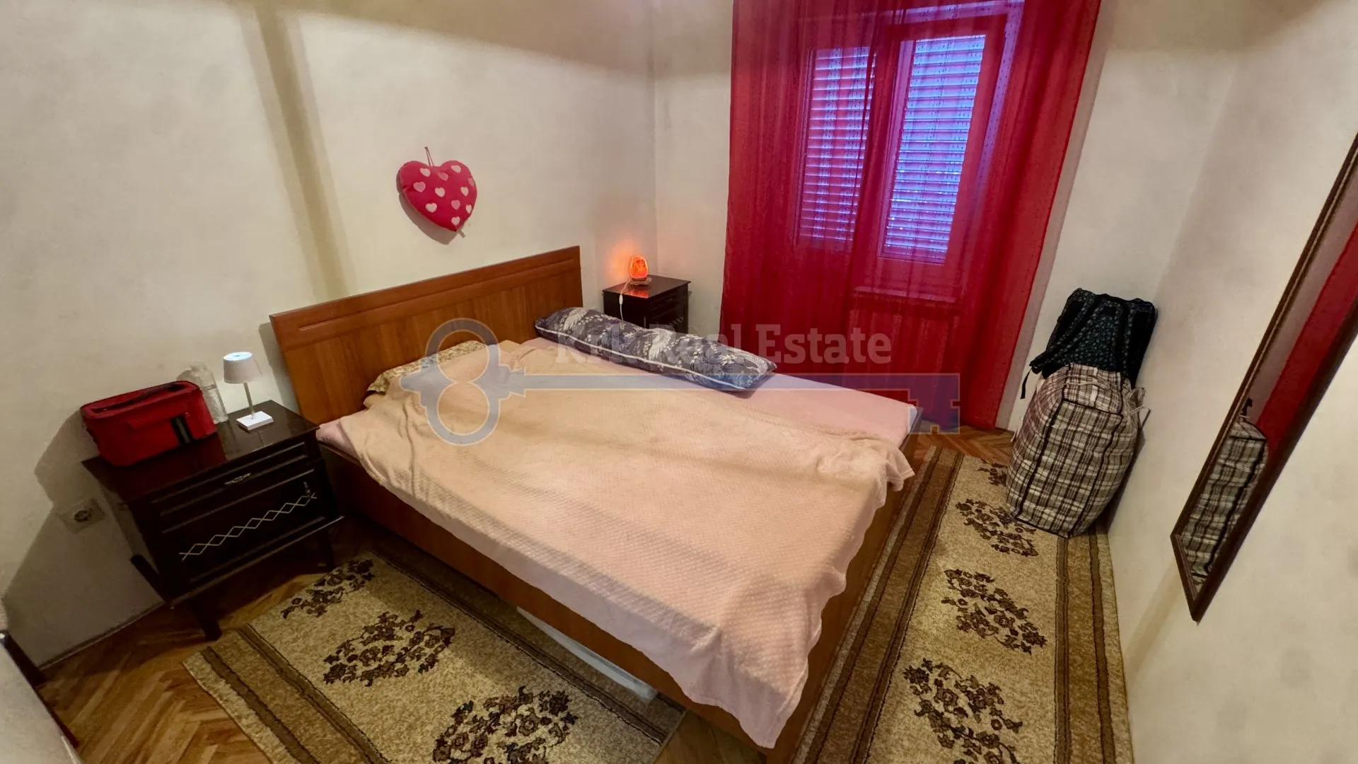 krk - kuća sa tri stambene jedinice blizu centra - slika 12