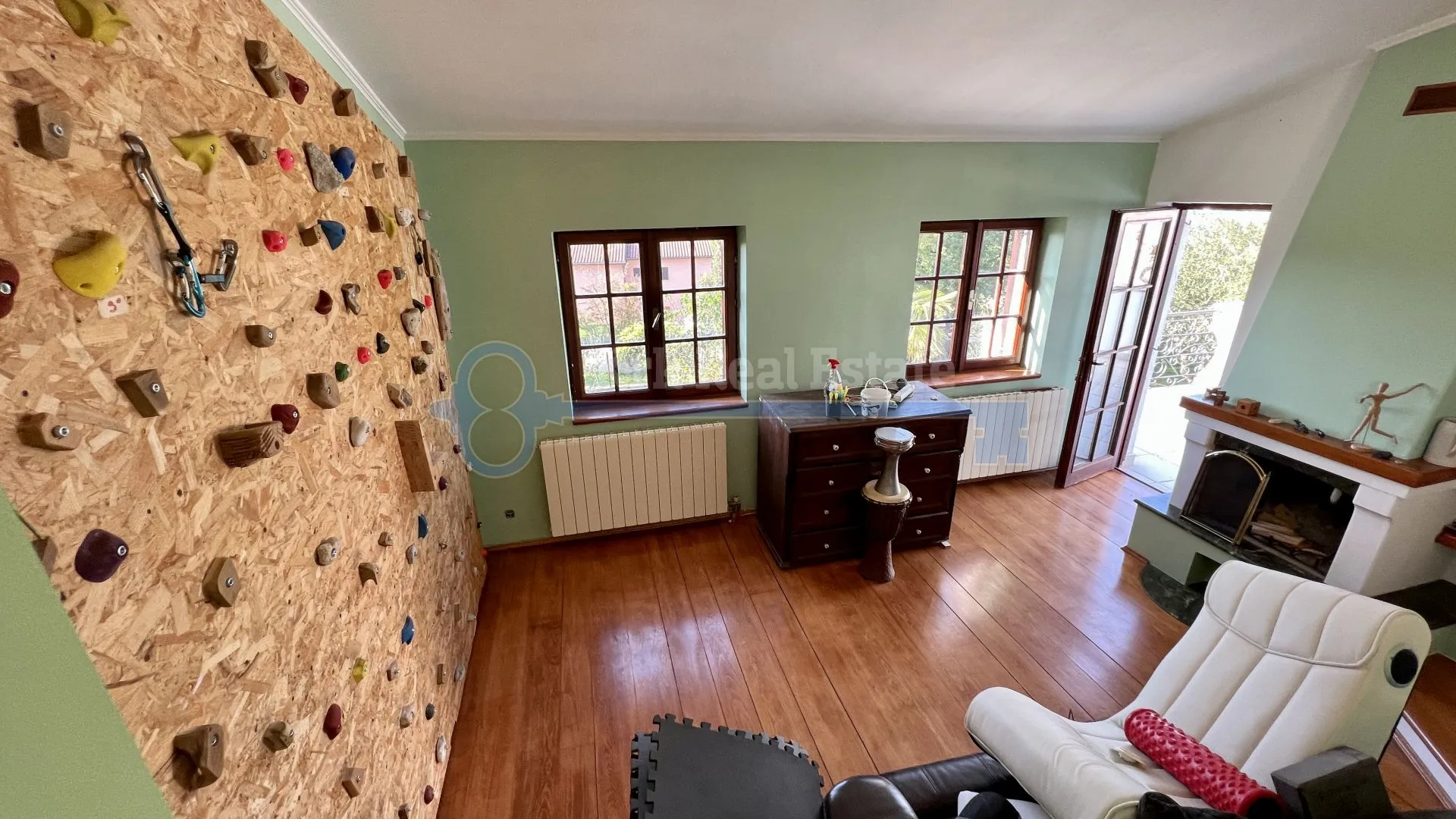 njivice - kuća sa tri apartmana i velikom okućnicom - slika 23