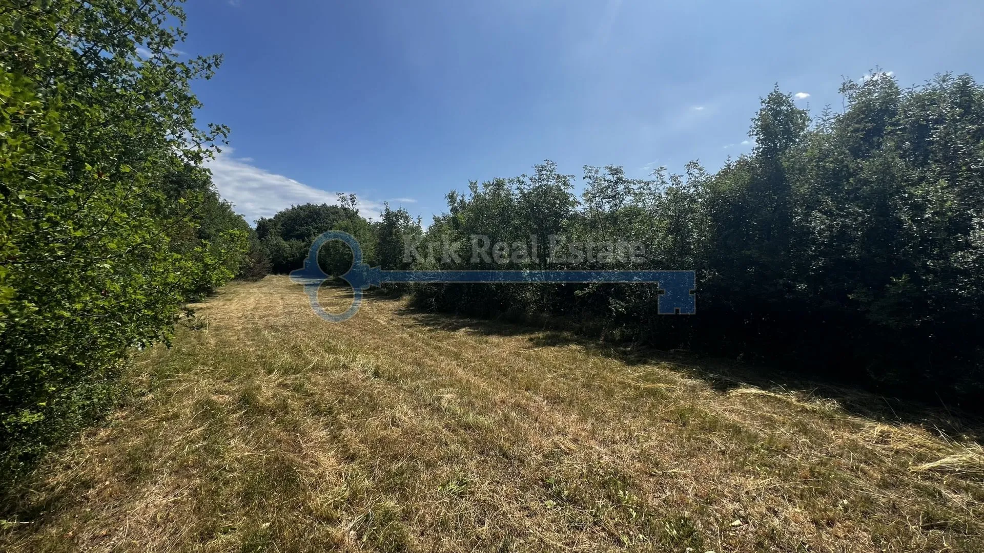 kras - zemljište na rubu građevinske zone, prilika za investiciju - slika 4