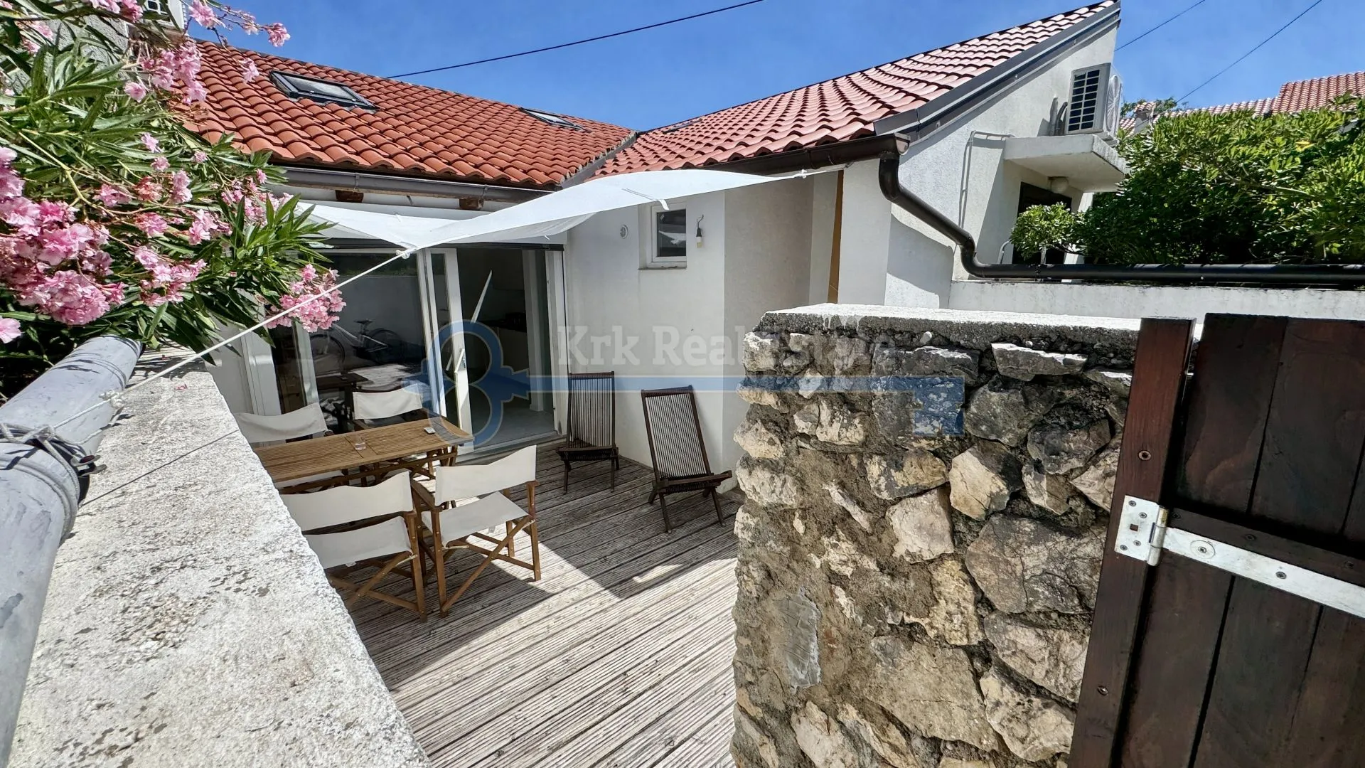 Punat - Prizemnica Sa Okućnicom, Rijetkost Na Tržištu