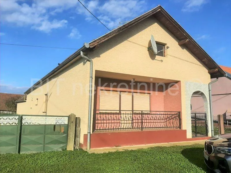 kuća prodaja hlebine 140 m2 - slika 19