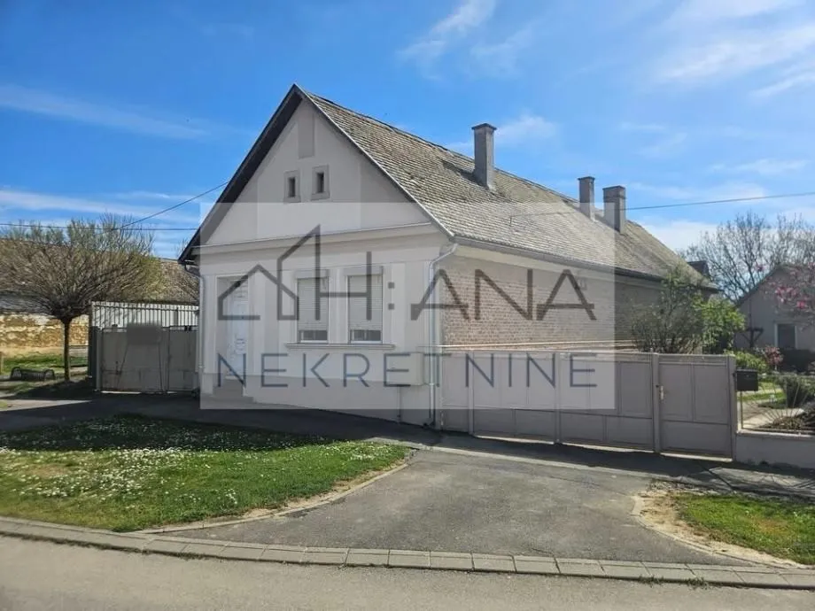 Kuća: Satnica Valpovačka, visoka prizemnica, 147.00 m2 (prodaja) - Osijek