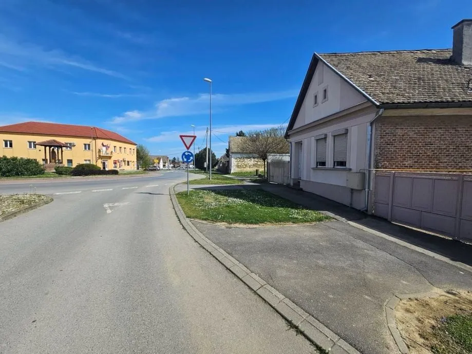 kuća: satnica valpovačka, visoka prizemnica, 147.00 m2 (prodaja) - slika 3