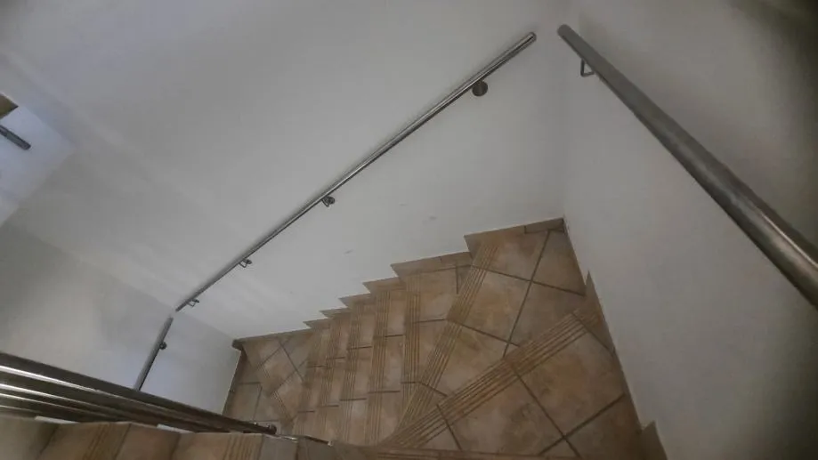!!kuća sa tri apartmana u blizini slanice,235m2 (prodaja) - slika 11