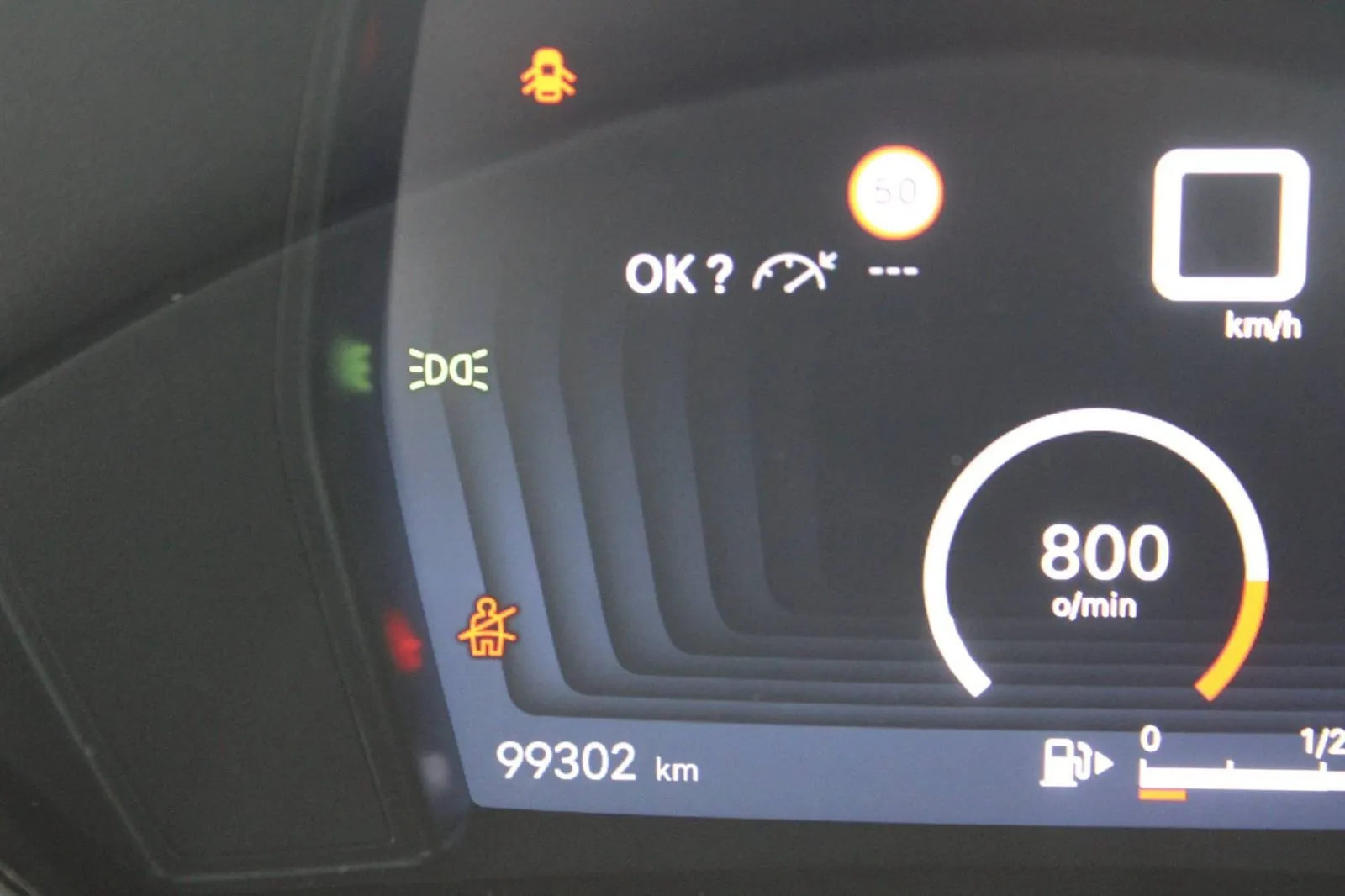 citroen c5x 1.2 puretech automatik *led,navigacija,kamera* - slika 23