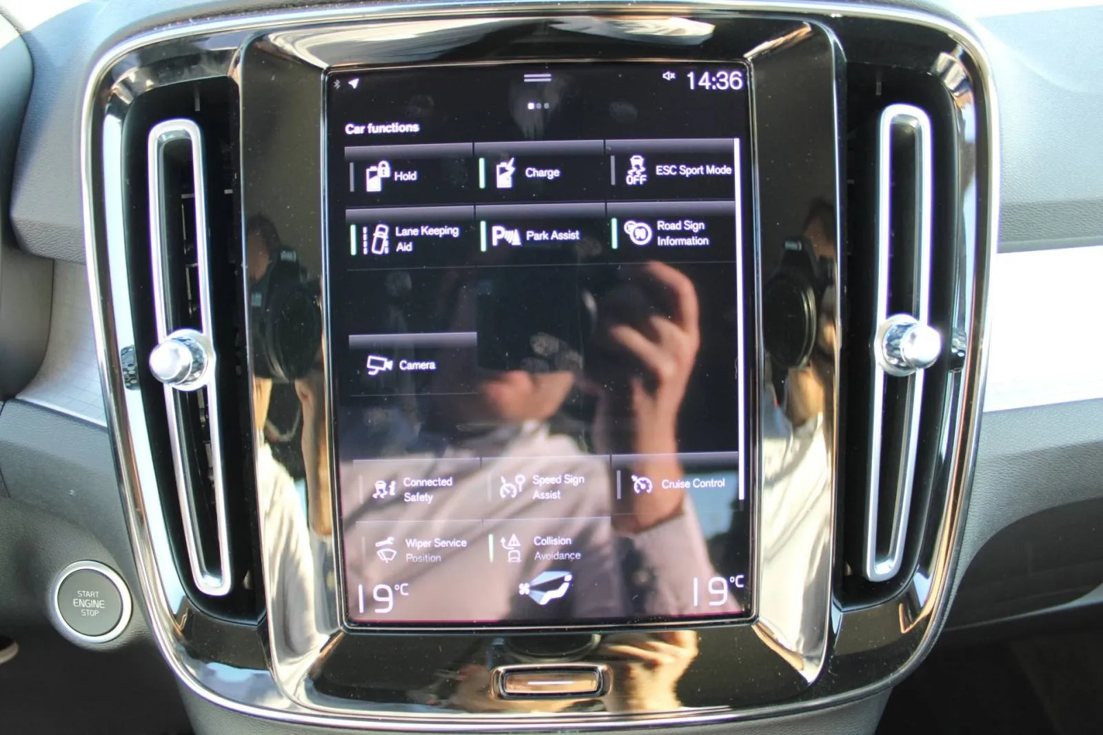 volvo xc40 t5 plug-in hybrid automatik *led, navigacija, kamera - slika 19