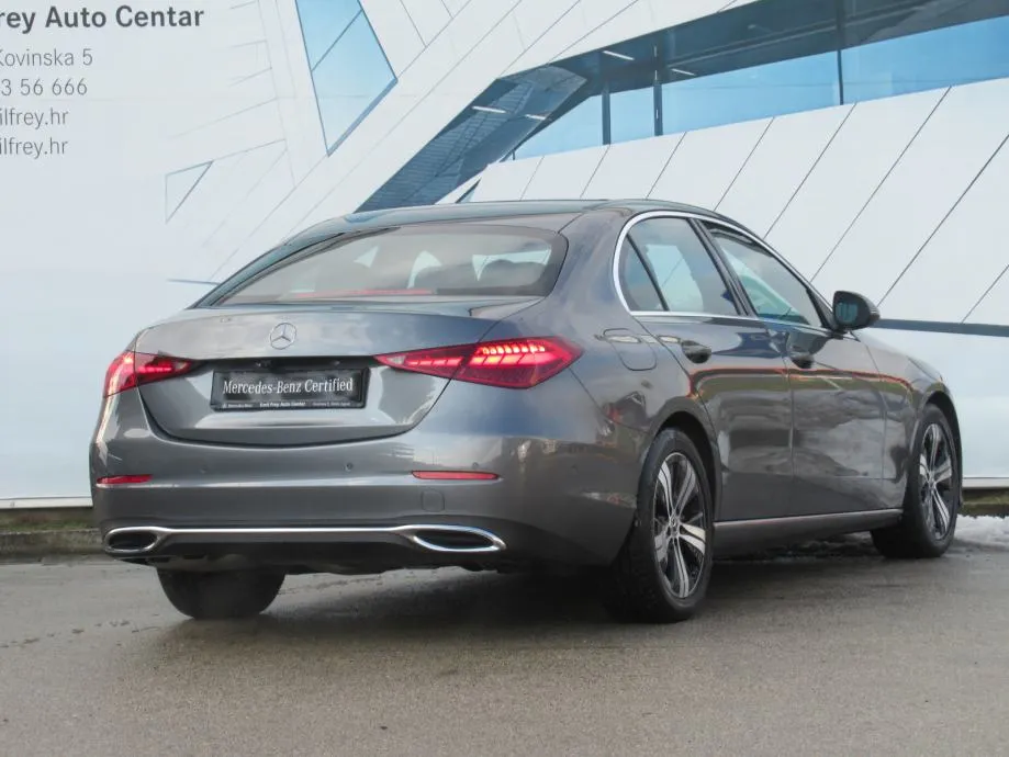 mercedes-benz c-klasa 220 d avantgarde advanced plus - slika 6