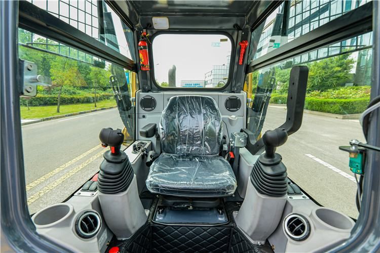 xcmg skid utovarivač xc7-sr08 - slika 5