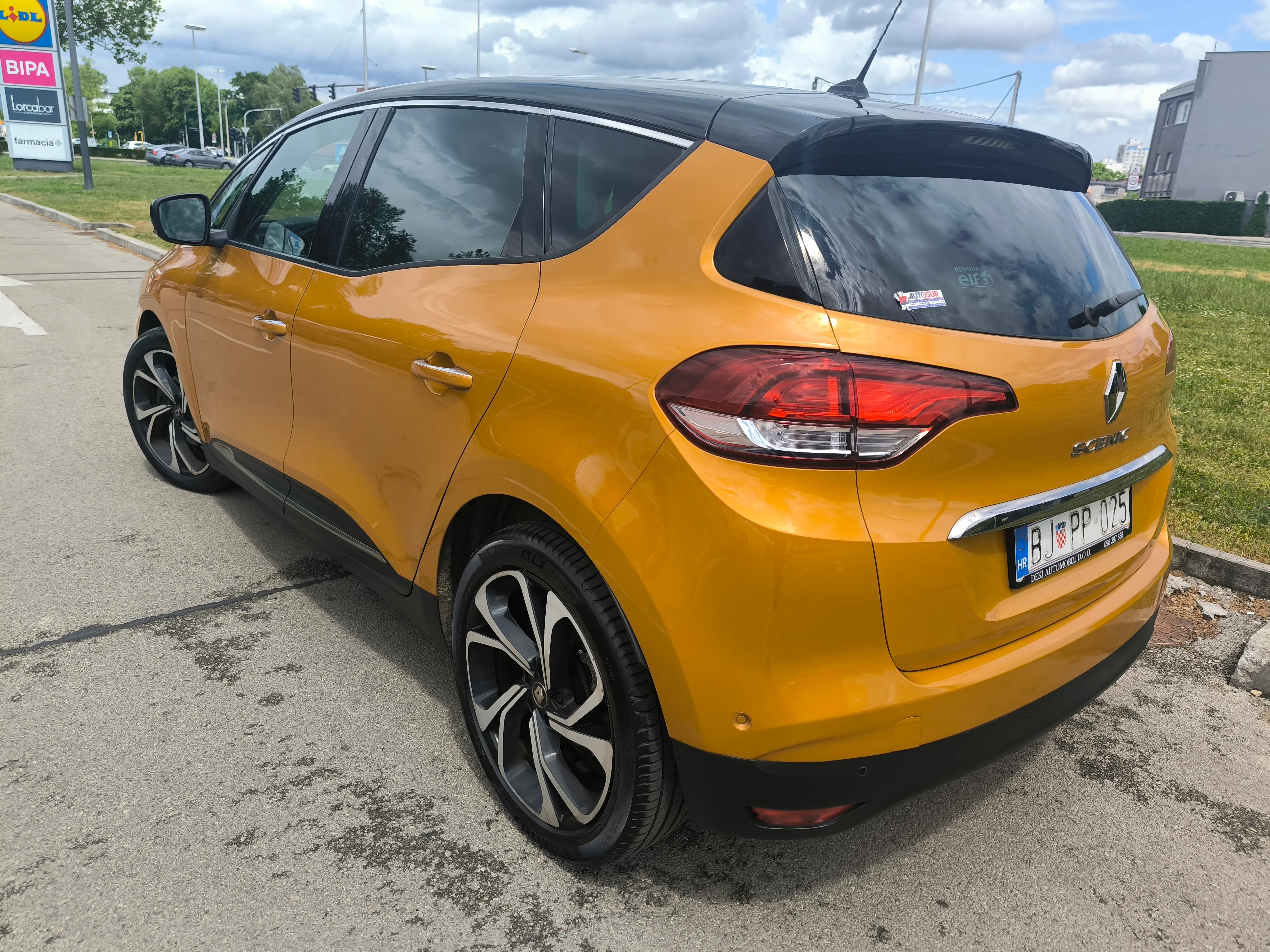 renault scenic dci 120 ,intens, full led, kamera, top stanje - slika 15