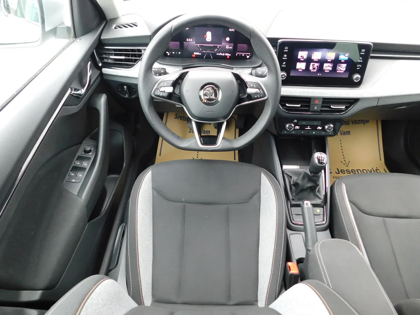 11781 škoda kamiq fl selection 1.0 tsi - slika 9
