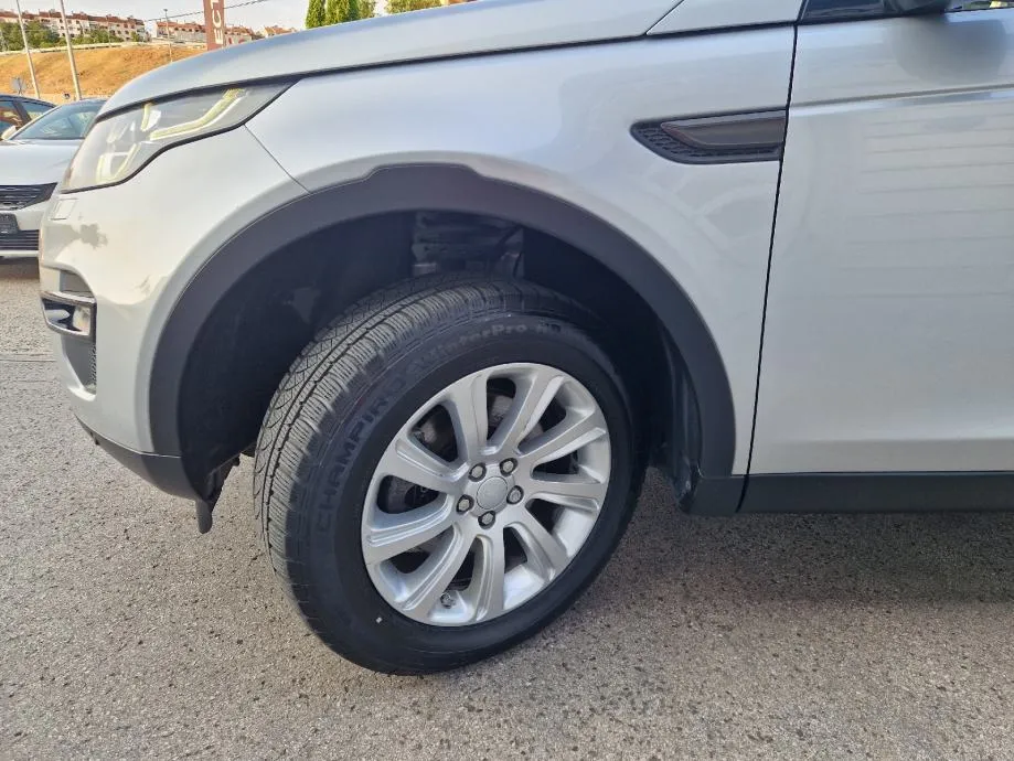 land rover discovery 2.0 td4-4x4-90.000km-garancija-servis-reg 1god - slika 7