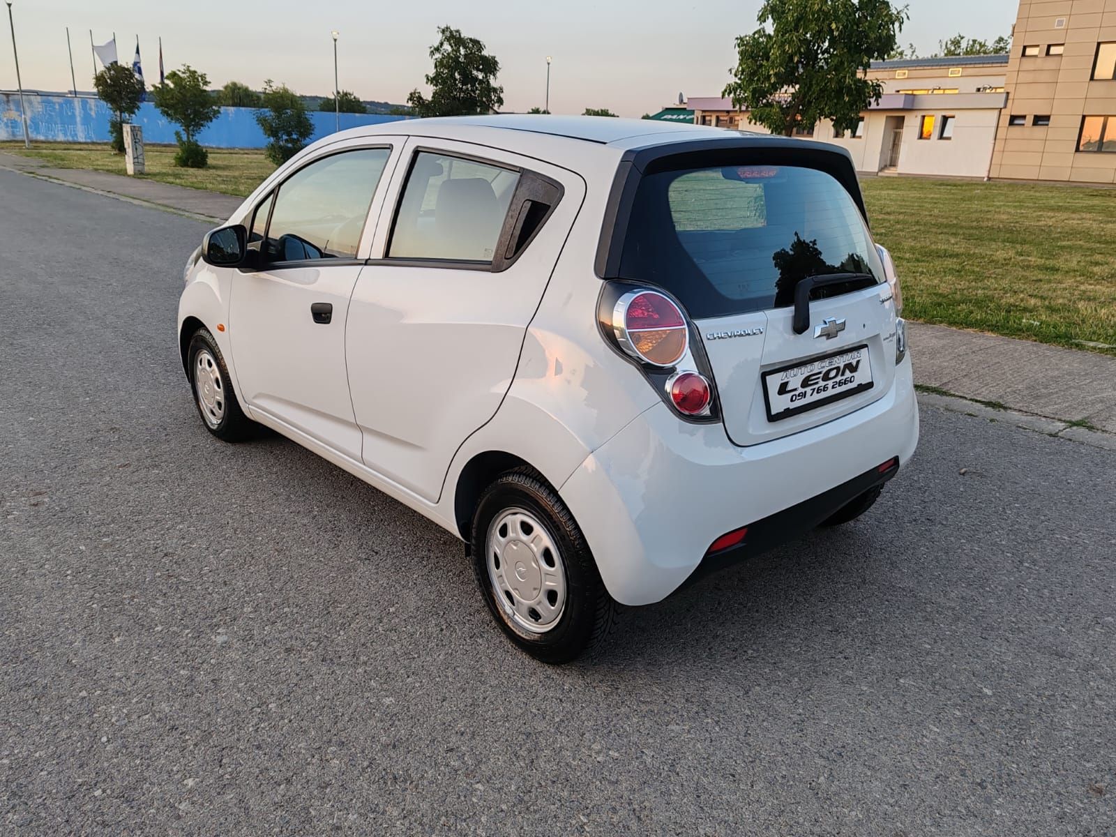 chevrolet spark 1,0 16v, 2012 g. 56000 km - slika 4