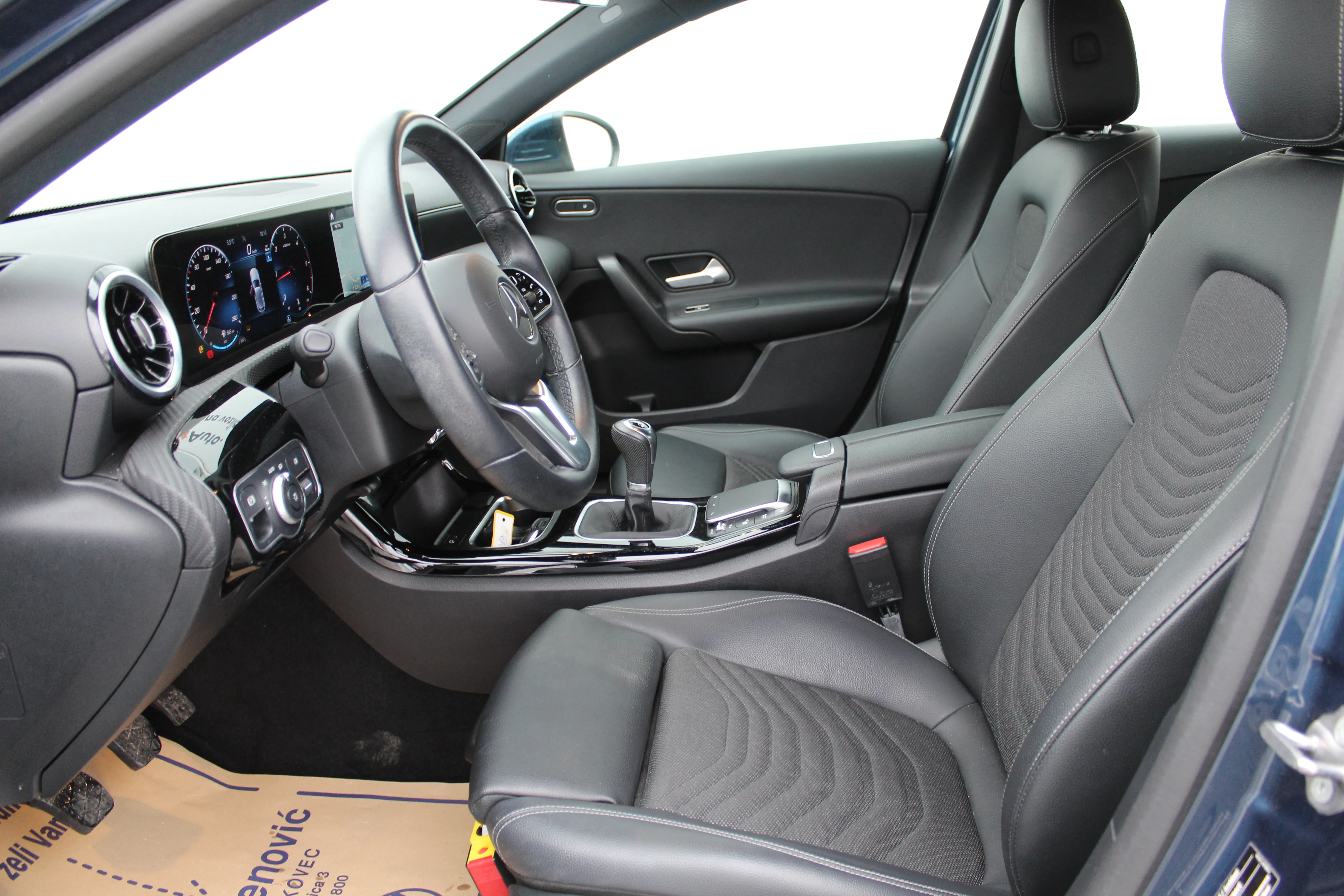 12980 mercedes-benz a 180 d - slika 7