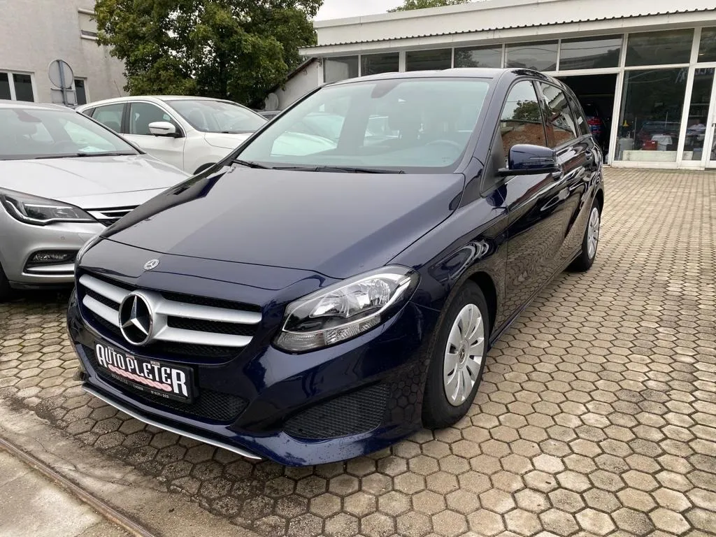Mercedes-Benz B-klasa 180 d, NAVIGACIJA, KAMERA, 4X GARANCIJA! - Martinovka