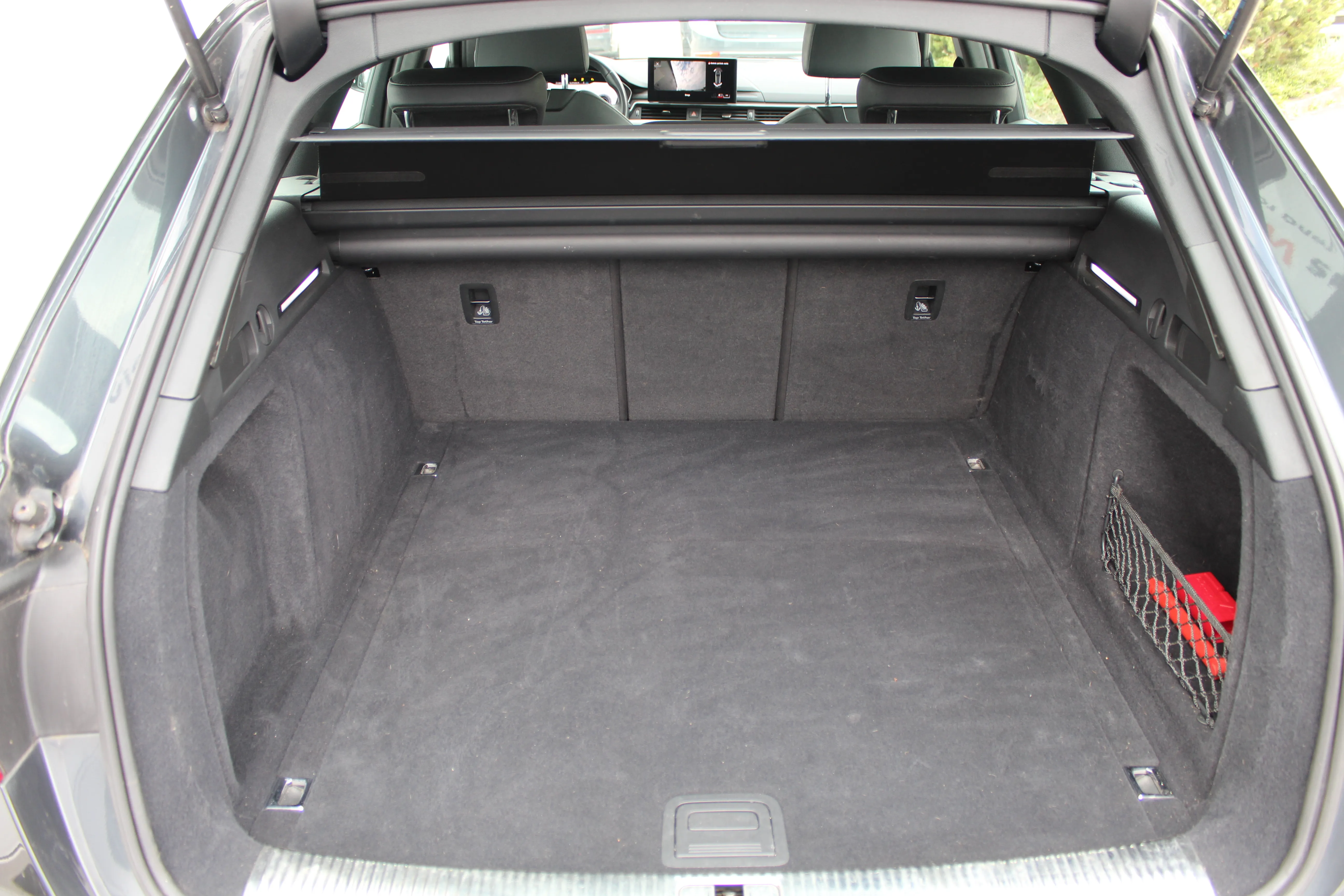13091 audi a4 avant 30 tdi s tronic advanced - slika 16