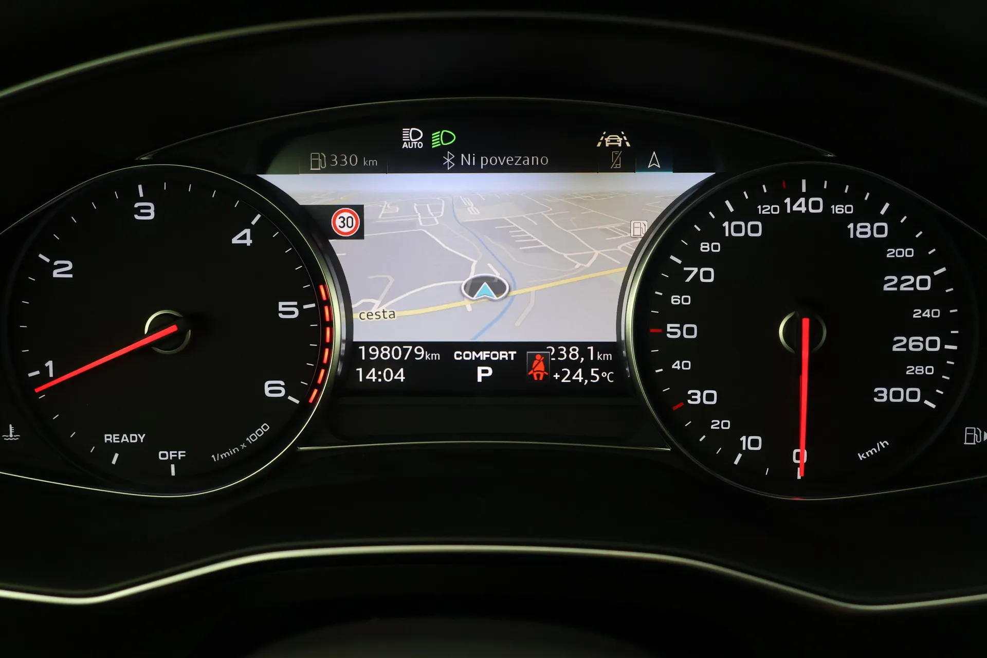 audi a6 avant 40tdi quattro s-tronic sport 204km matrix webasto - slika 11