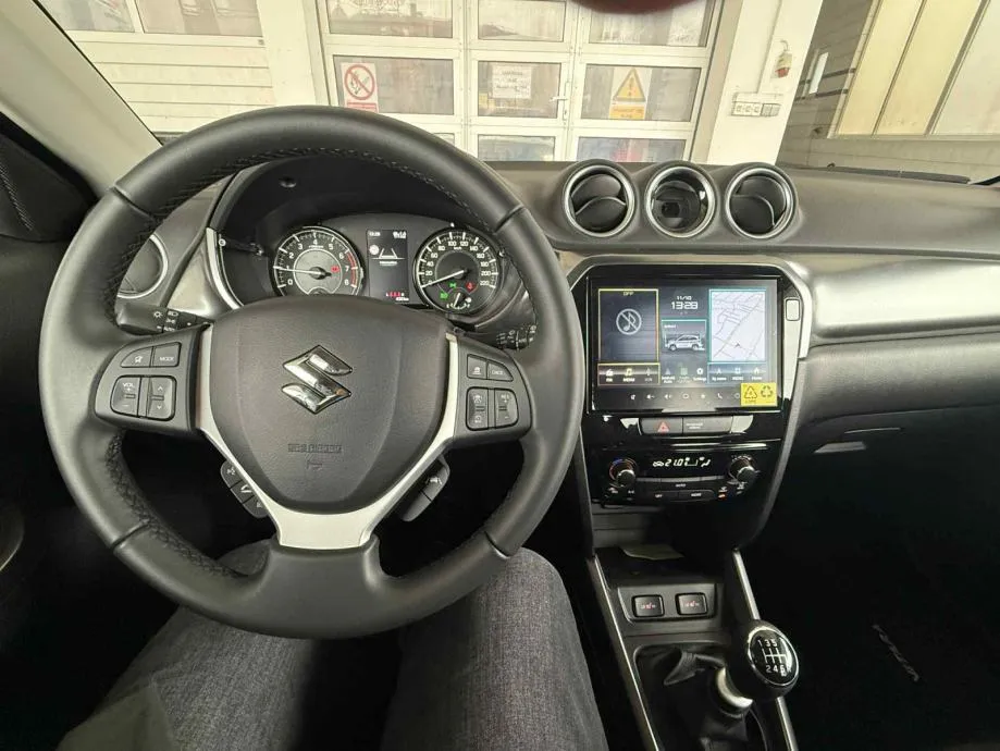 suzuki vitara 1,4 glx elegance 2wd - demo automobil - slika 10