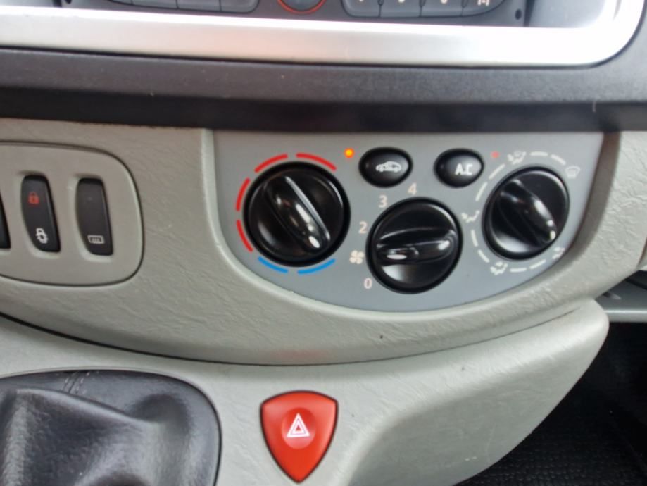opel vivaro 2. cdti tempomat klima navi kuka pocinčan kartice 36 mj - slika 2