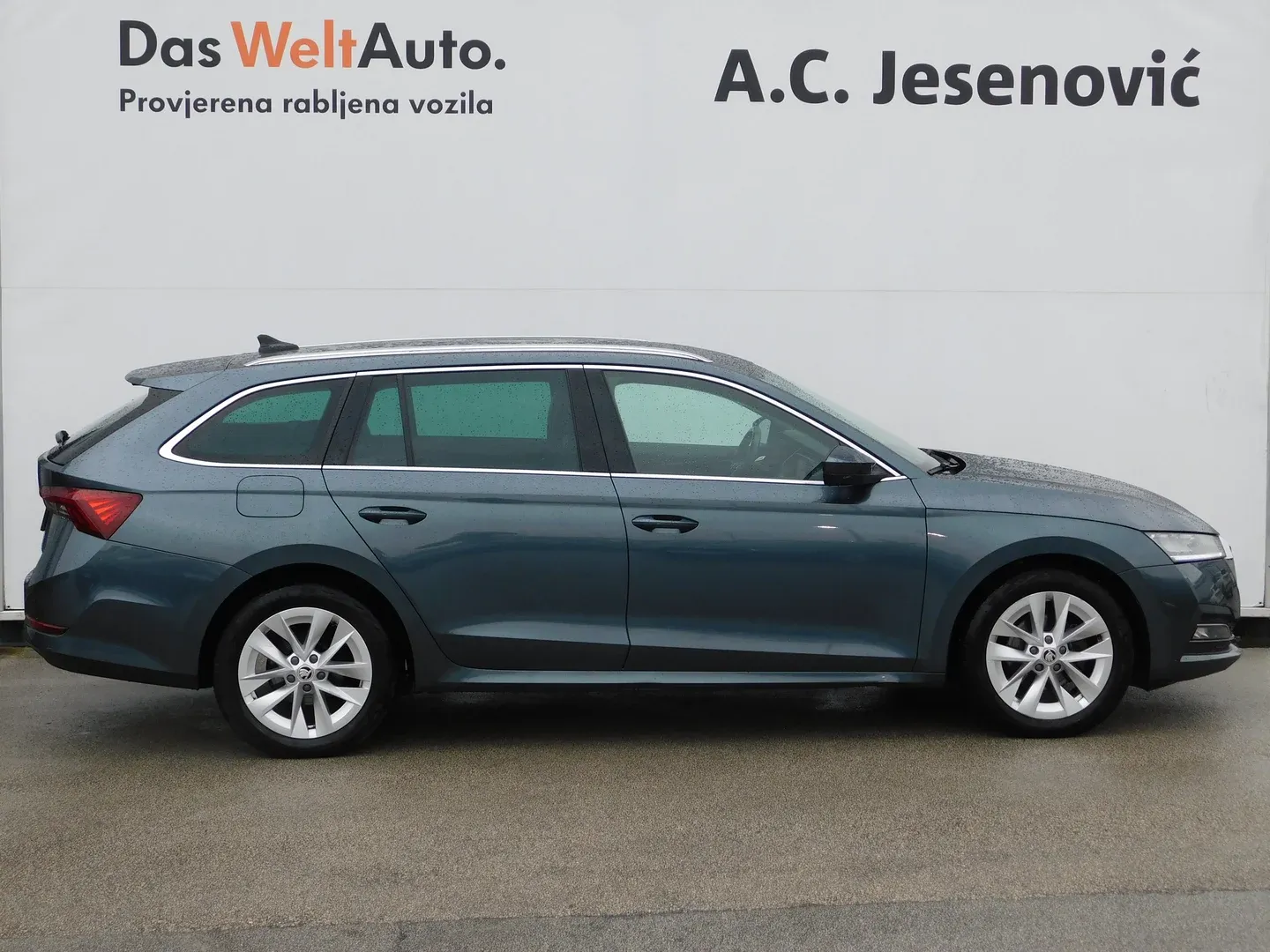 12856 škoda octavia combi ambition 2.0 tdi - slika 4