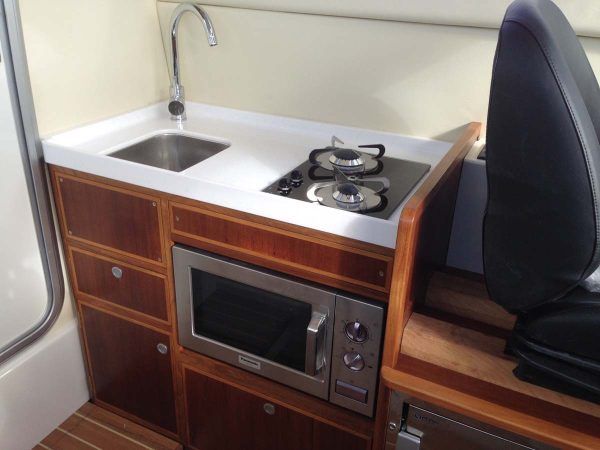 unutarnji motor orkeny pilot house 27 - slika 4