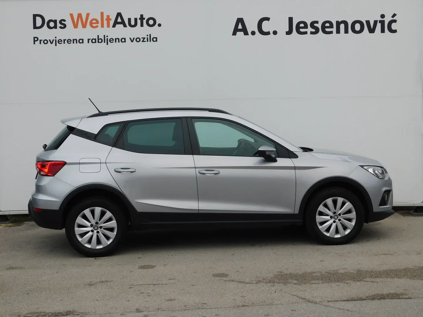 12606 seat arona 1.0 tsi 70kw style plus - slika 4