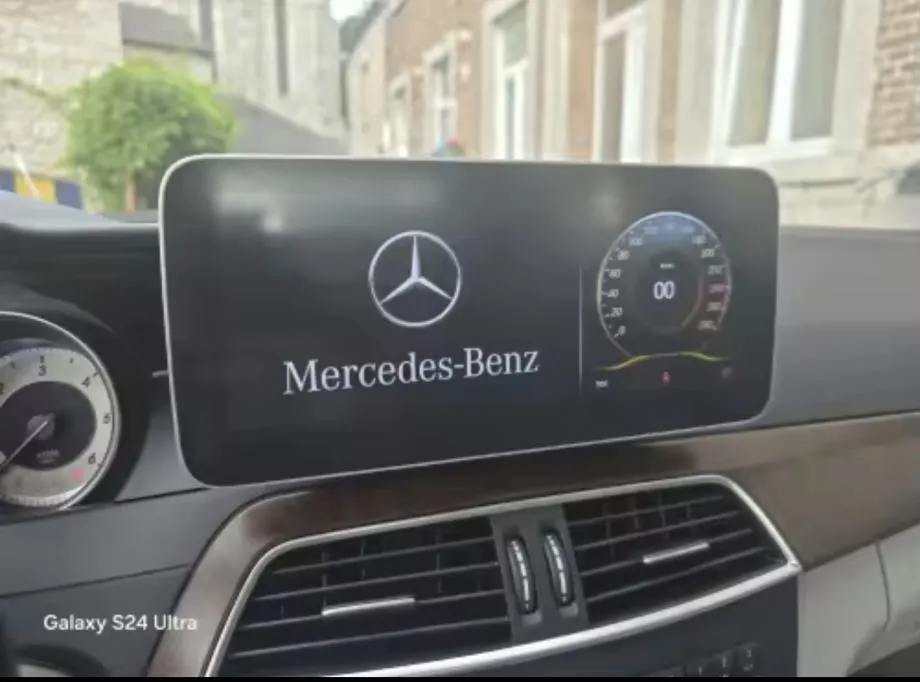 mercedes c klasa w204 w205 original multimedija navigacija kamera gps - slika 5