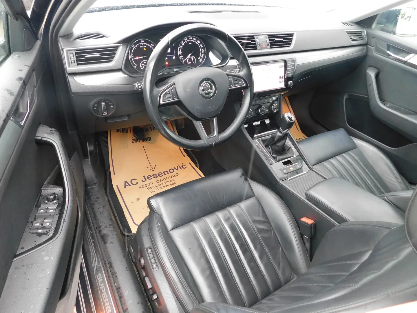 09296 škoda superb combi style 1.6 tdi greenline - slika 9
