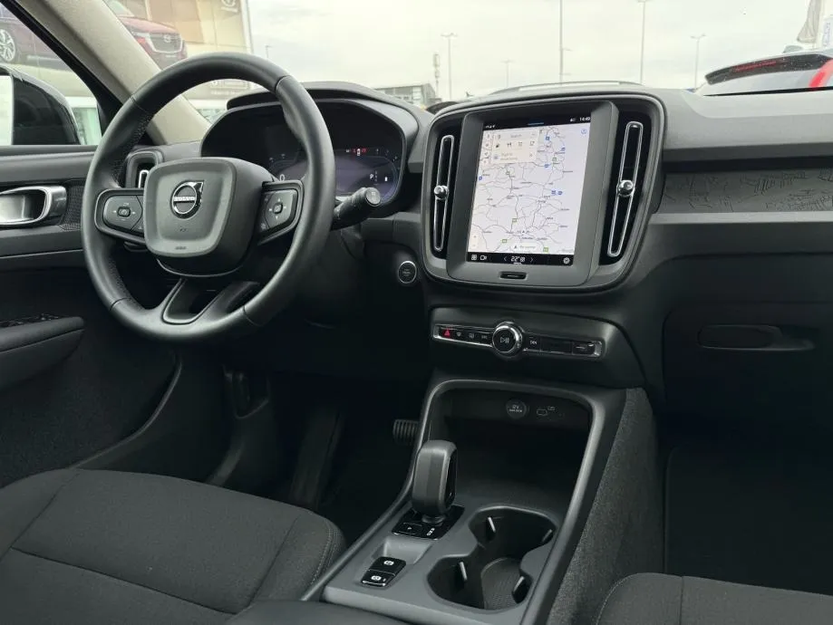 volvo xc40 b3 automatik °virtual°navi°led°kamera°leasing bez učešća° - slika 13
