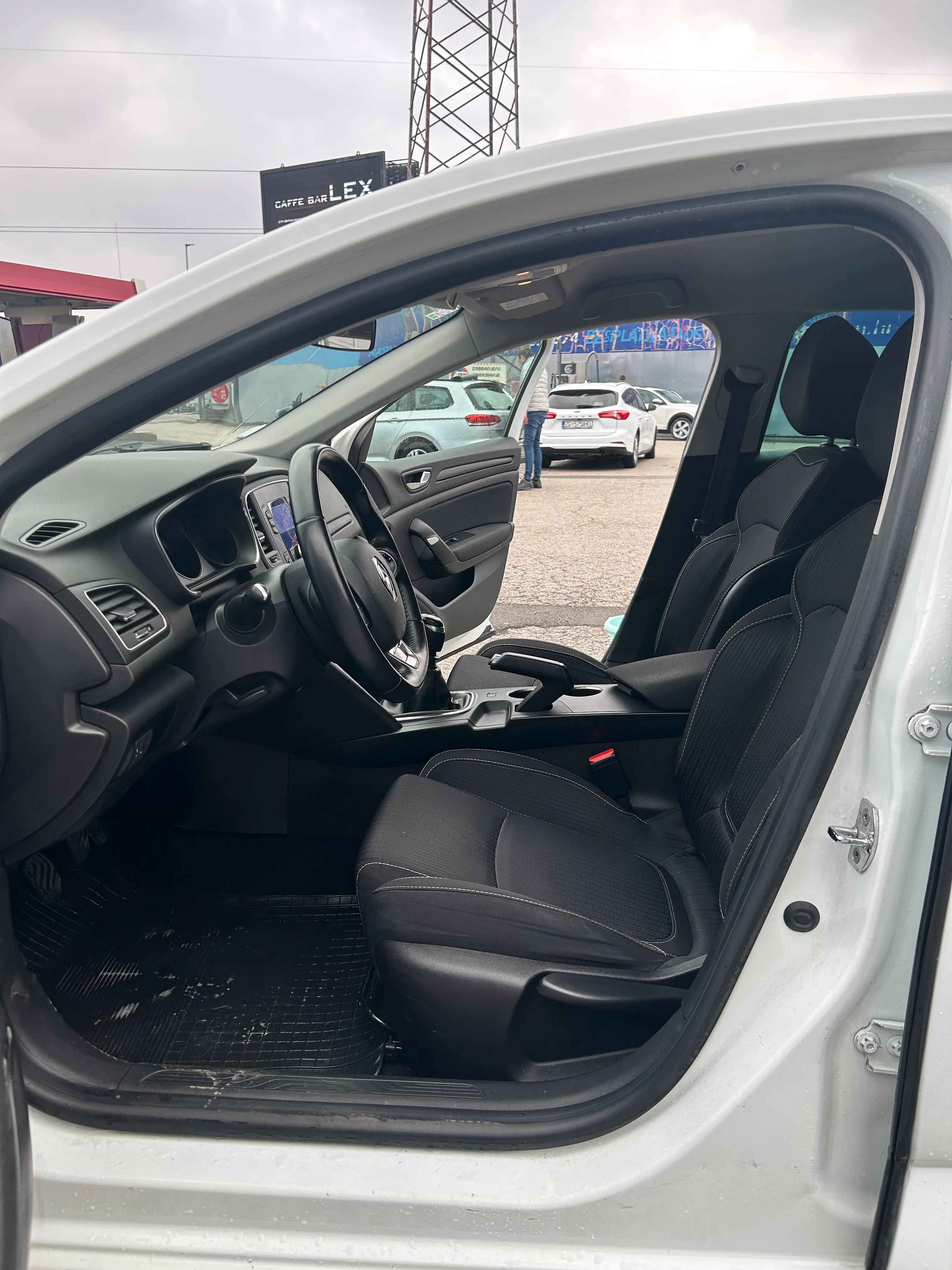 renault megane 1.5 dci - slika 9