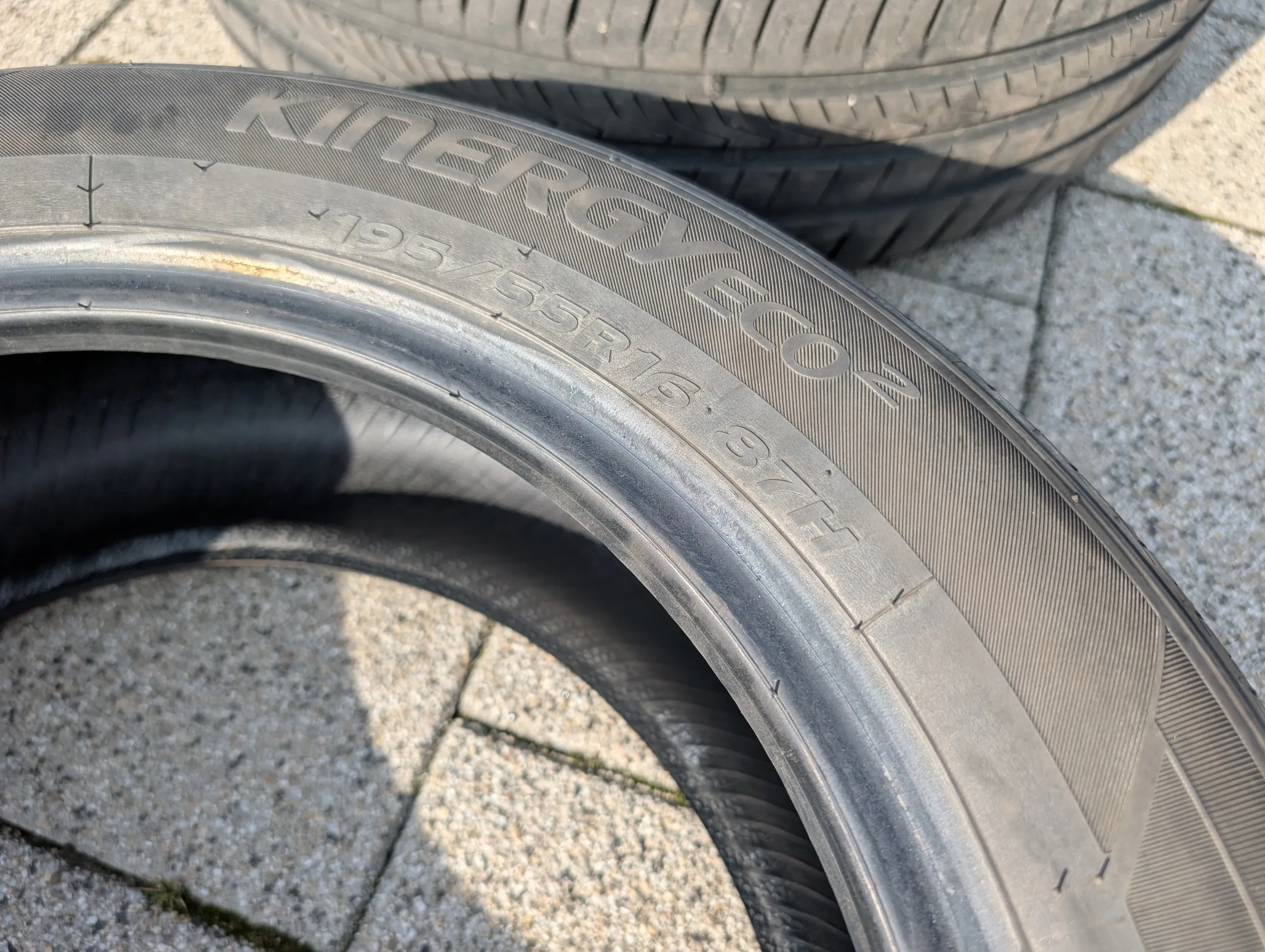 ljetne gume hankook 195/55/16 - 4 komada - slika 3