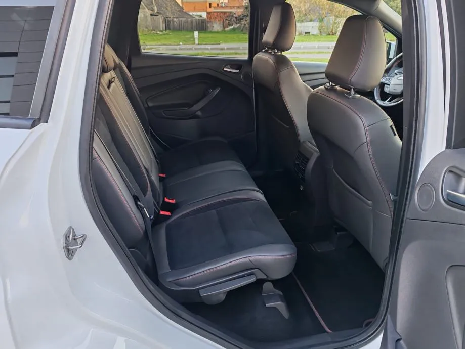 ford kuga 1,5 st-line 2018 godina, 89000 km , kartice 24/36 rata - slika 11