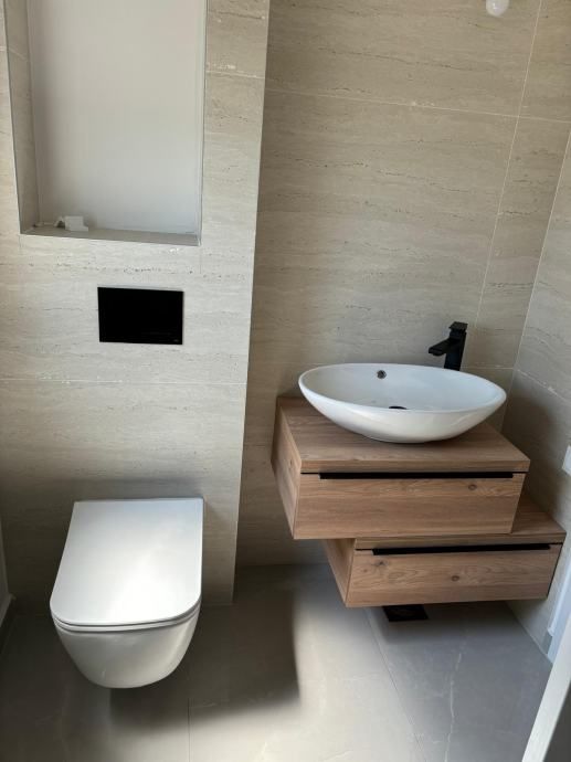 moderna vila s bazenom 60 m od mora - privlaka (zadar) (prodaja) - slika 12