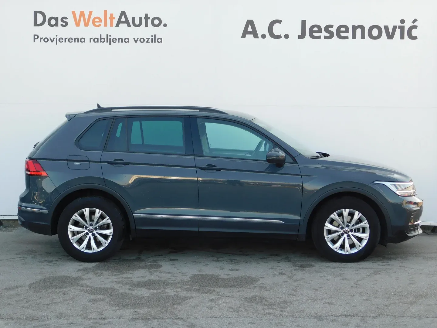 10485 volkswagen tiguan 2.0 tdi dsg life - slika 4