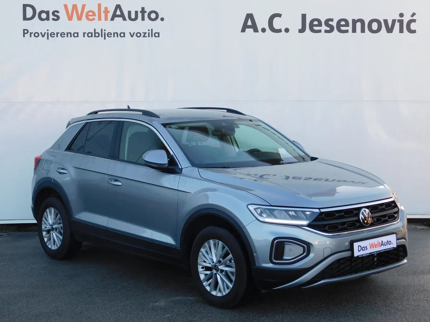 11633 volkswagen t-roc 1.0 tsi 4life - slika 3