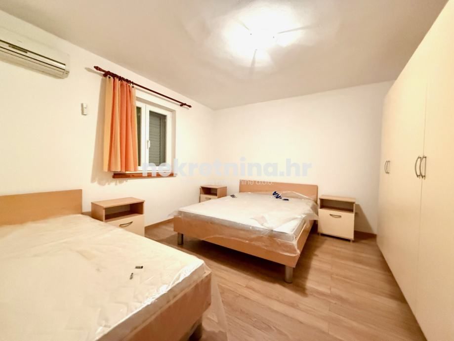 prodaja - samostojeća kuća - 300m2 - biograd na moru - slika 4